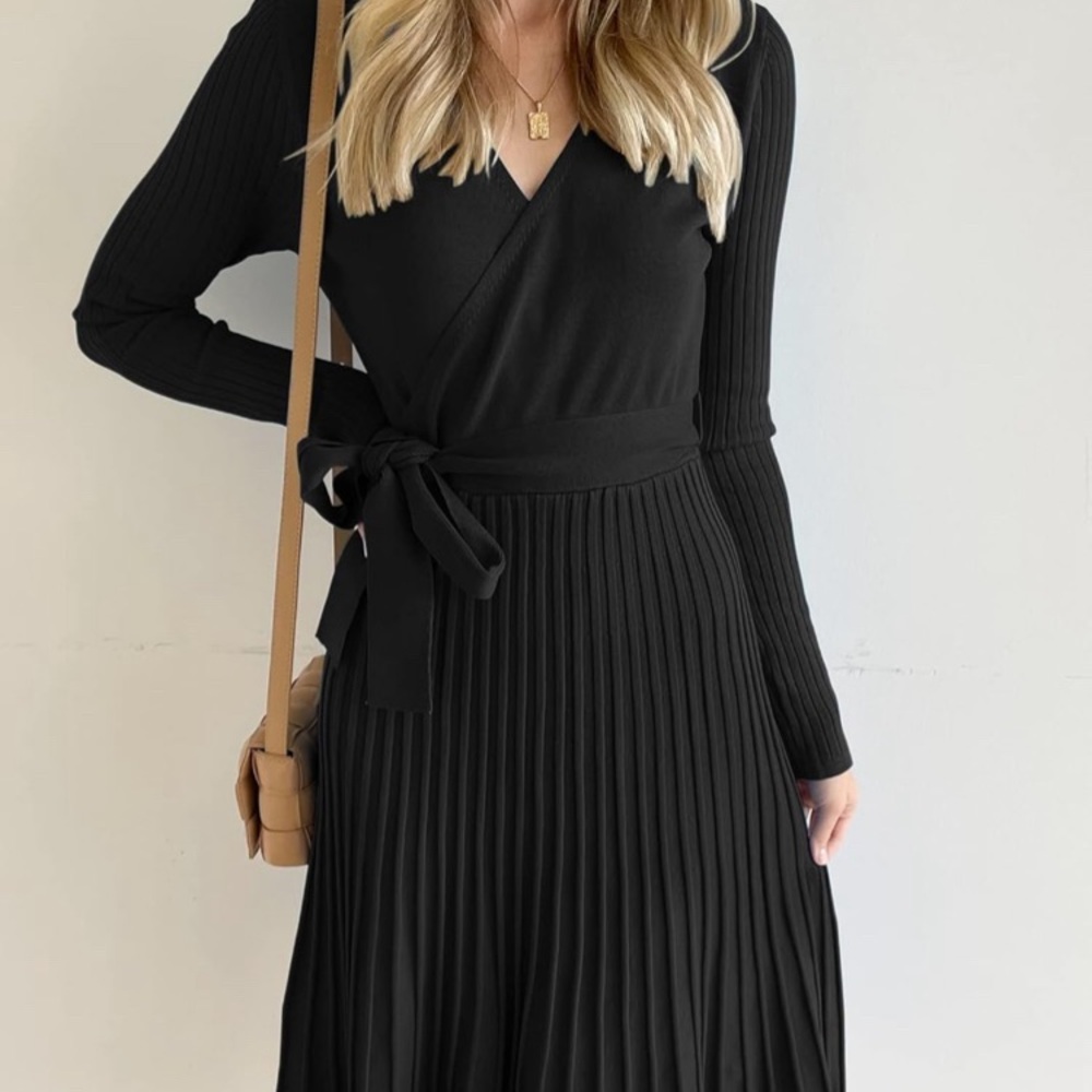 Women's Fall Long Sleeve Wrap V Neck Pleated A Line Sweater Dress with Belt SM